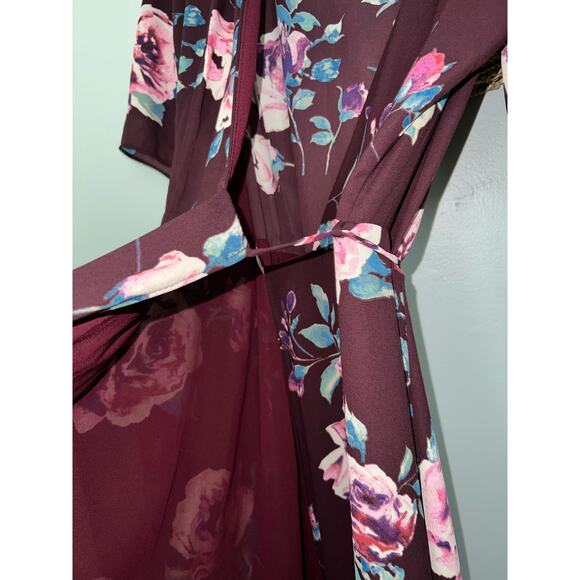 Everly Size Med Purple Floral Midi V-Neck Wrap Dress Short Sleeve Mid Calf - Picture 3 of 8